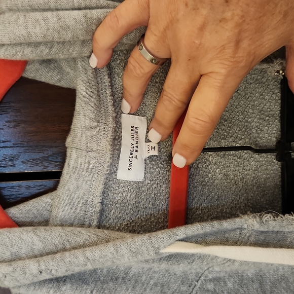 Sincerely Jules for Bandier grey sweatpants and zip up. 1X top L in bottoms - Picture 2 of 11